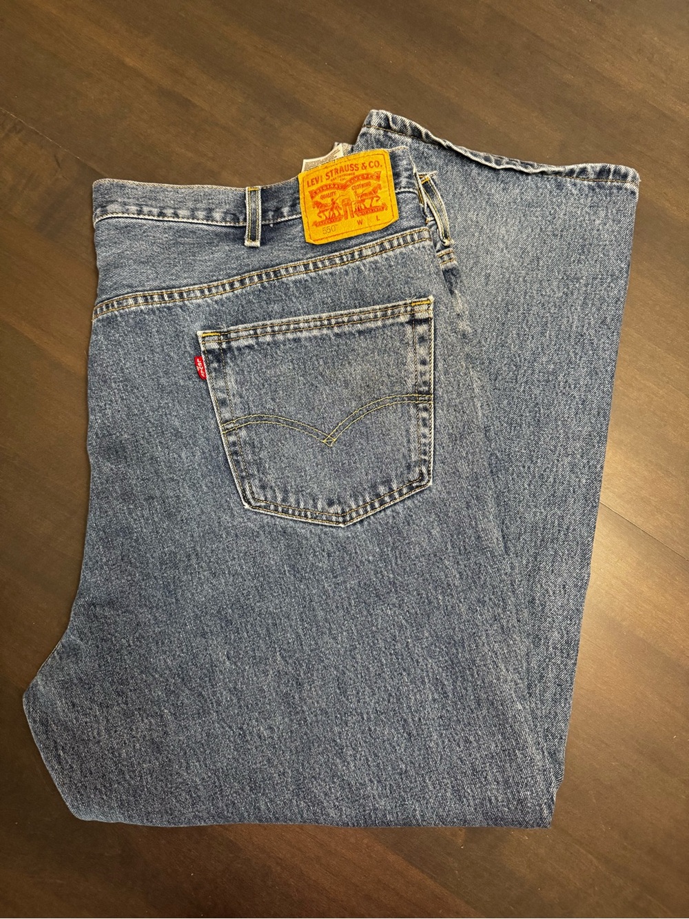 Levi’s 550 Blue Jeans 46 x 30 Med Wash Relaxed Denim Zip fly 5 pocket